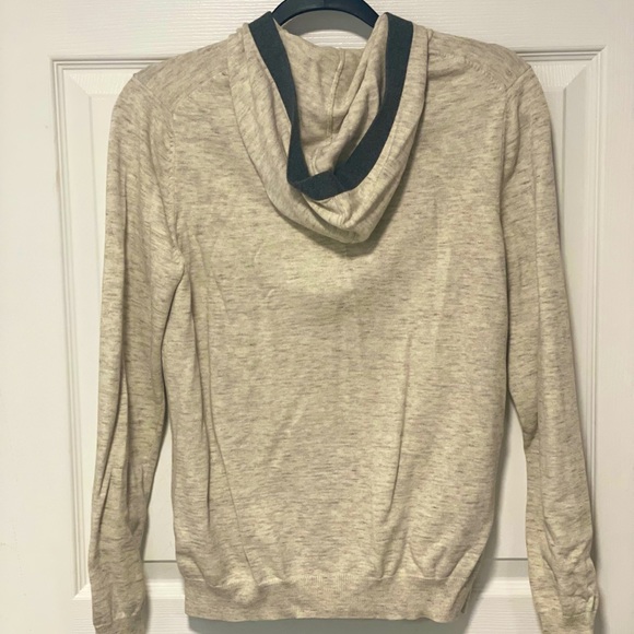 SOLD!!! 3/$25🦋 Gap men’s sweater hoodie. Size SMALL - Picture 2 of 3